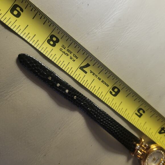 Women's Jaclyn Smith Cocktail Watch Crystals on watch face and band new battery - Picture 8 of 8